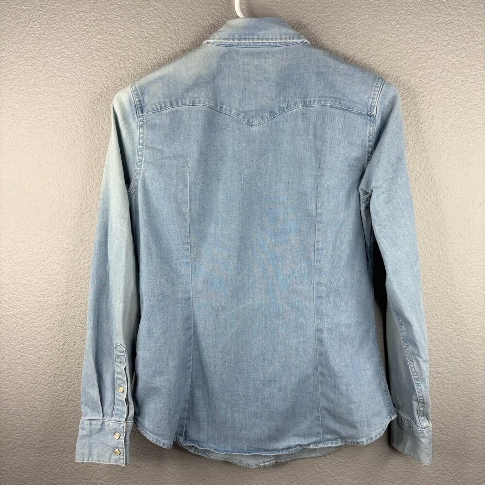 Levi's Tailored Fit Denim Buttondown Top - Picture 4 of 7